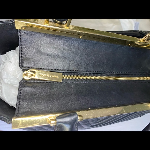 Michael Kors quilted leather satchel - authentic - Picture 4 of 5